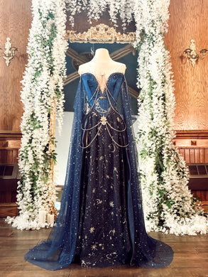 Queen of the night (midnight blue)