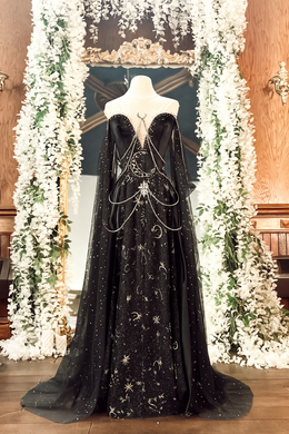 Queen of the night (black)